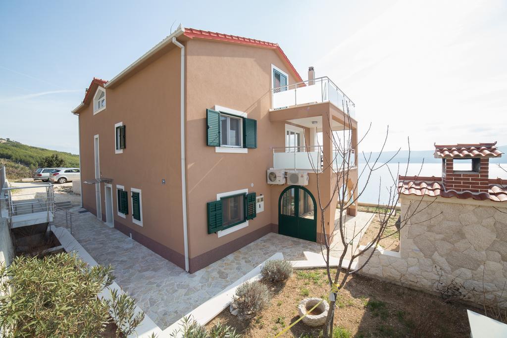 Apartmani Noah - Iva I Matea Stanici ภายนอก รูปภาพ